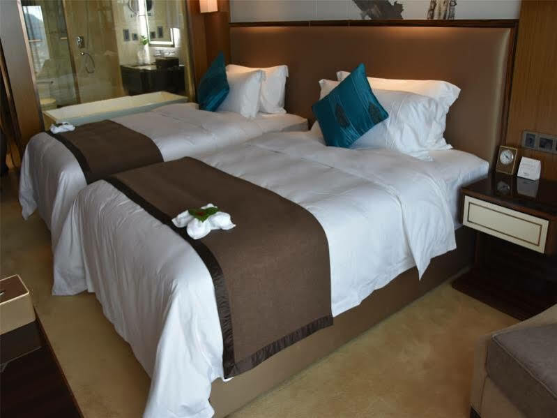 Argyle Grand Hotel Xingyi  エクステリア 写真